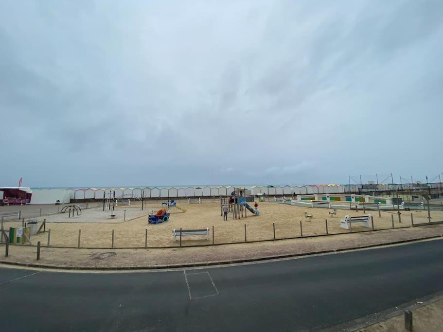 Grande Maison Chaleureuse Avec Vue Mer Imprenable Criel-sur-Mer Luaran gambar