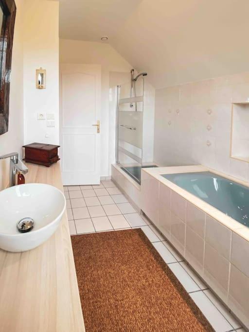 Grande Maison Chaleureuse Avec Vue Mer Imprenable Criel-sur-Mer Luaran gambar